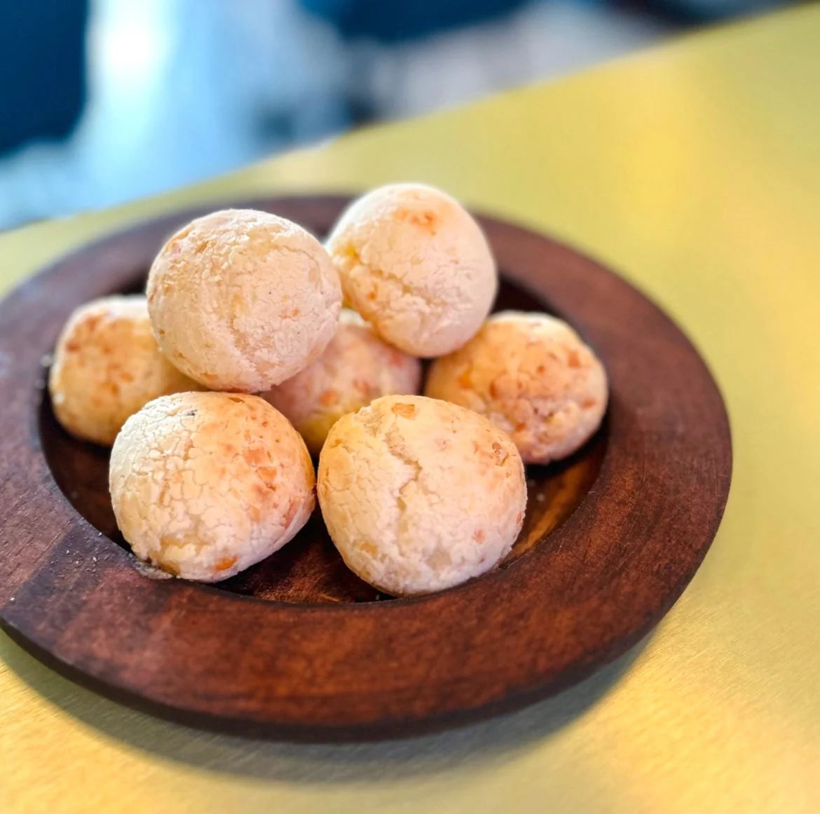 Cheese bread by Dozen (Frozen)